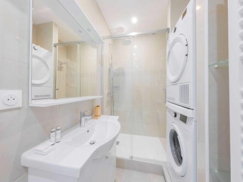 Magnificent apartment -2BR 4P - Porte Maillot