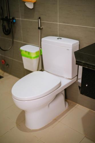 Vannituba majutusasutuses Hiếu Sang 68 Hostel & Villas Seaview Bến tàu Rạch Giá miễn phí xe đón tiễn 24l24