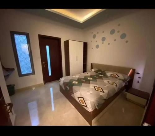 Katil atau katil-katil dalam bilik di City center NewAswan Aswan 2