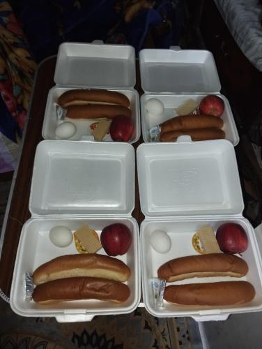 Makanan di atau berdekatan aparthotel ini