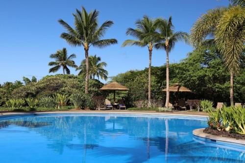 Kolam renang di atau dekat dengan HAWAIIAN DESTINY Spacious Detached KaMilo 4BR with Heated Pool and Spa