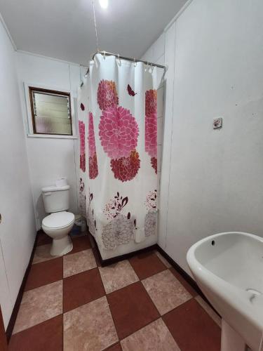 Ένα μπάνιο στο Casa Rosales