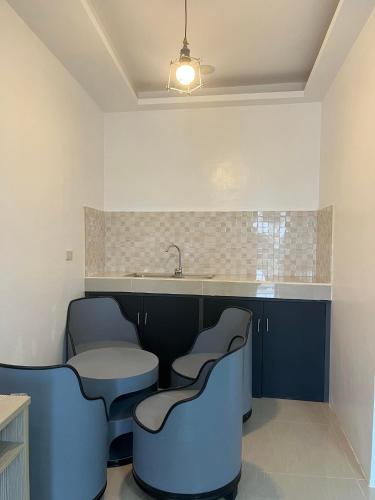 Χώρος καθιστικού στο Shiri Hotel