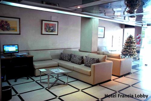 Gallery image of Hotel Francia in San Miguel de Tucumán