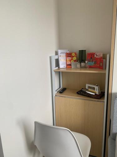 Fotografie z fotogalerie ubytování Apateu Studio Sharia - Unit lengkap, tinggal bawa koper! at Apartemen Bandaraya Tallasa City v destinaci Pacinongong