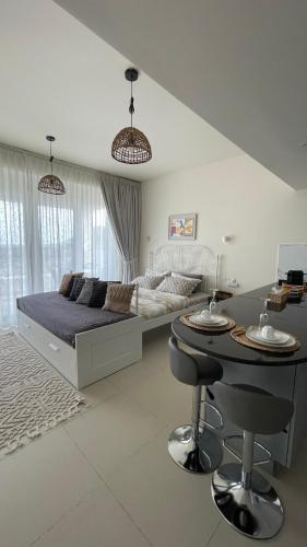 Posezení v ubytování The Nest Elegant Residence Studio