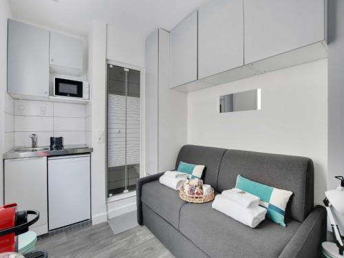 Intimate Studio-2P- Sacre Coeur Abesse