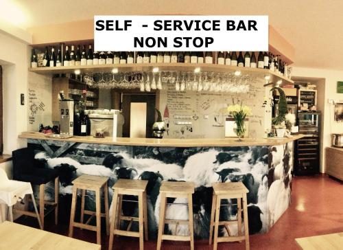 Lounge nebo bar v ubytování Apartmány pro rodiny s dětmi - Permoník