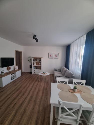 Apartmán Uršula 2にあるテレビまたはエンターテインメントセンター