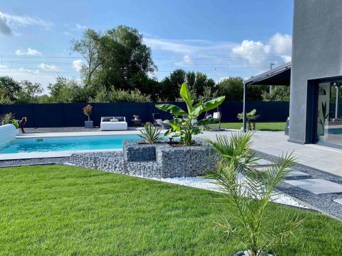 Πισίνα στο ή κοντά στο L'escapade Lorraine - Villa and private pool