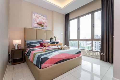 Ένα ή περισσότερα κρεβάτια σε δωμάτιο στο Dorsett Residences Sri Hartamas 5 Star Suites KL