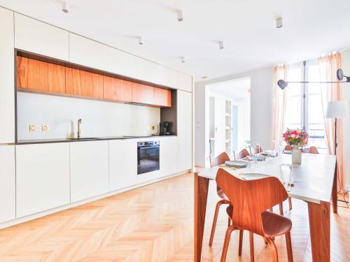 Beautiful modern apartment 3 BDR 6P C ur de Paris