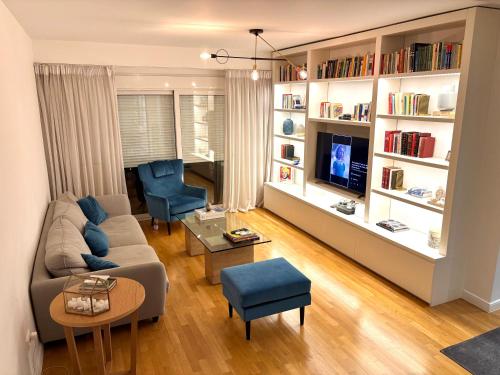 Luxury 2 bedroom 2 bathroom flat in Kolonaki !