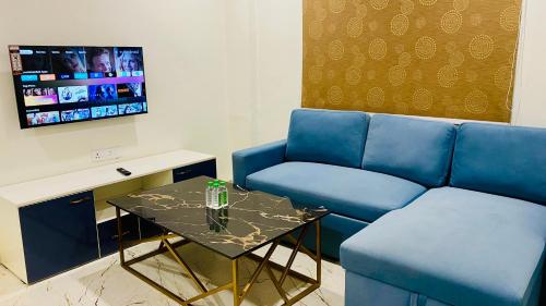 TV a/nebo společenská místnost v ubytování Stay 10 Parallel Apartment Hotel