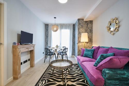 Apartment Alice in Wonderland, by Cazul Málaga