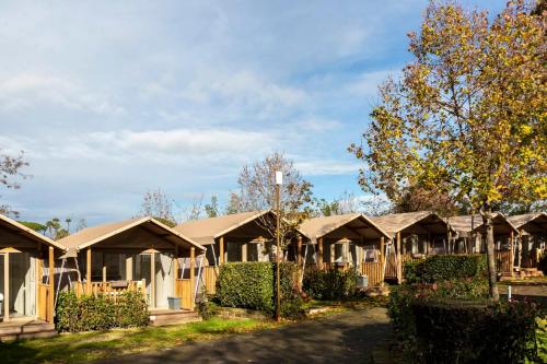 a row of cottages in a resort at hu Roma Camping In Town in Rome