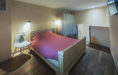 Ένα ή περισσότερα κρεβάτια σε δωμάτιο στο Lovely Apartment In Saint Chinian