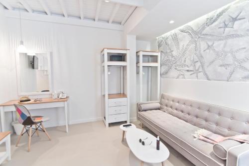Zona de estar de Lindos Comfy Suites