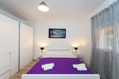 MY DALMATIA - Holiday home Nadalina with private pool and jacuzzi