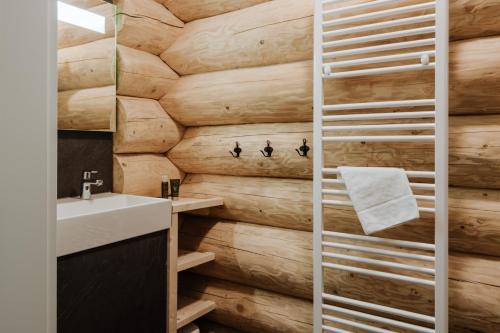 Koupelna v ubytování Clofers Leisure Lodges Jenig