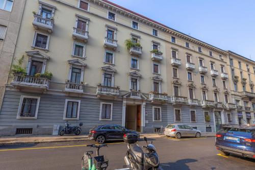 Porta Venezia Fashion District - 2BR & 2BA near Duomo