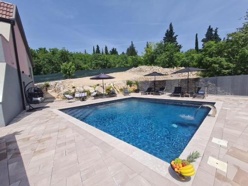 Πισίνα στο ή κοντά στο Villa I&N