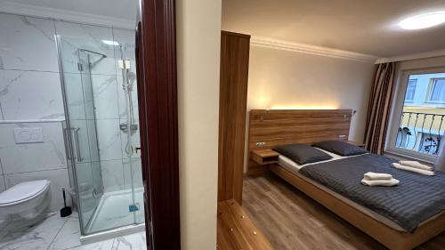 Koupelna v ubytování Hotel Kennedy