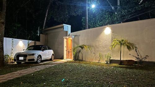 Zahrada ubytování Villa Bell Rose Hikkaduwa