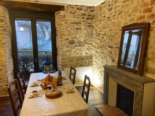 Fotografie z fotogalerie ubytování souvenirs rignacois v destinaci Rignac
