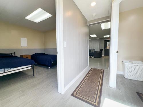 Ένα ή περισσότερα κρεβάτια σε δωμάτιο στο 1 Bedroom, 1 Bath, Ranch Style