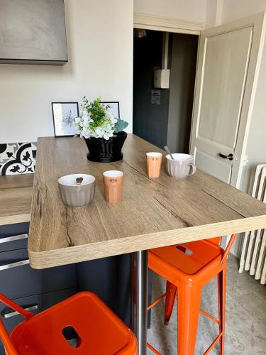 Photo de la galerie de l'établissement Casa Gambetta #15 - T2 Confortable - Hyper Centre, à Brive-la-Gaillarde