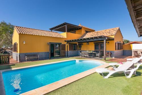 Villa Calma Private Pool La Oliva By Holidays Home