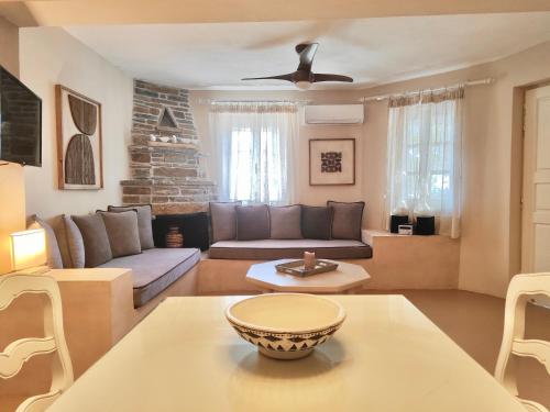 Gallery image of Porto Koundouros Beach and Villas in Koundouros