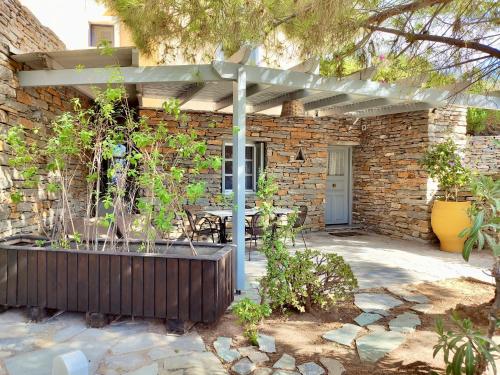 Gallery image of Porto Koundouros Beach and Villas in Koundouros