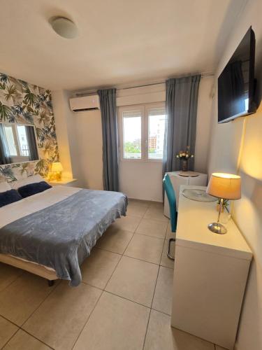 Nueva Andalucía habitación coqueta