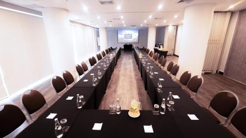 Der Geschäftsbereich oder Konferenzraum in der Unterkunft Dazzler by Wyndham Lima Miraflores