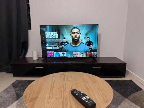 Photo de la galerie de l'établissement Maison Confort-Parking Gratuit- Wifi Gratuit-Proche du centre-ville- Troyes, à Les Noës-près-Troyes