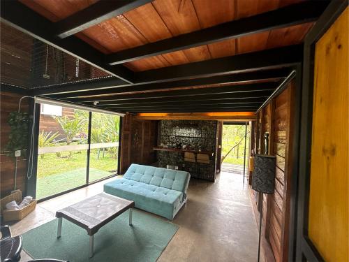 Hotel Campestre Lagos de Venecia - Chalet, glamping, camping y overlandingにあるシーティングエリア