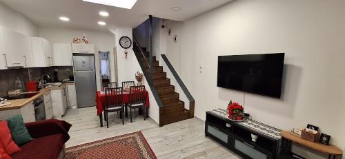 THOMAS LUXURY APARTMENT - Maisonette in the Historical Center of Ioannina