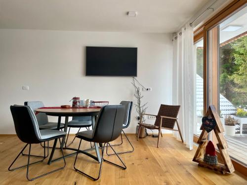 TV o dispositivi per l'intrattenimento presso Apartma Gorna