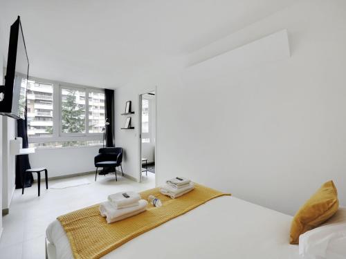 Magnificent T2- 4P refurbished Flandres Crimée