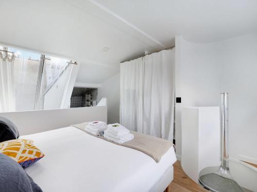Cosy and atypical Marais Balcony - 1 BDR 2 P