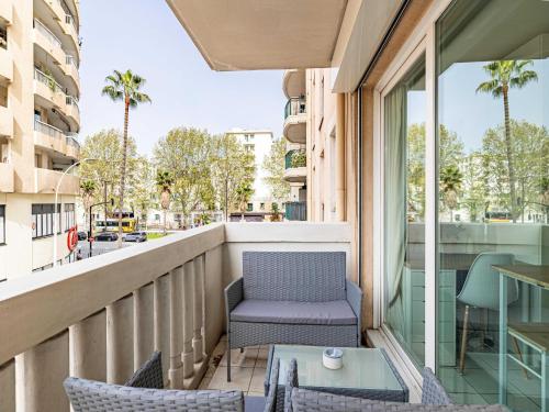 Studio with balcony & pool -Heart of Nice