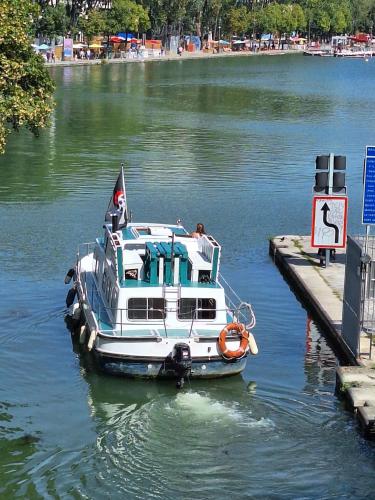 BOAT Judy proche PARIS