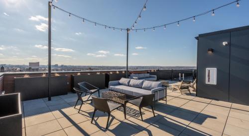 Balkón nebo terasa v ubytování Furnished Luxury Apartment Close to Boston