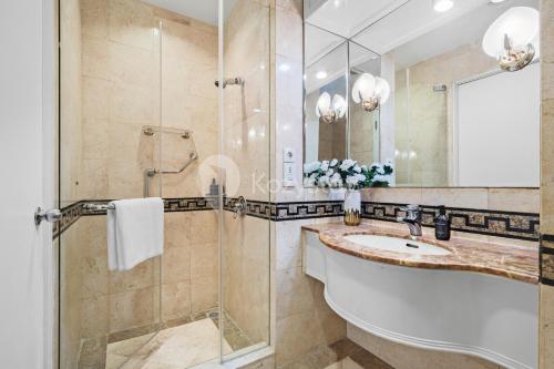 Et badeværelse på Brassia by Kozystay - Thamrin