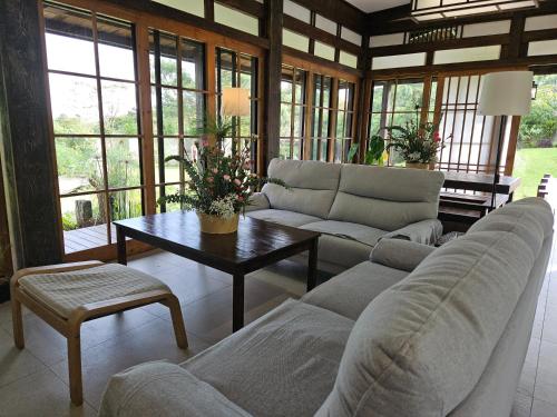 Ruang duduk di Juan's Place