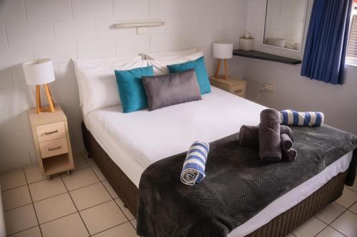 Postel nebo postele na pokoji v ubytování King Reef Resort