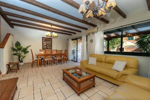 Gabriela's Home-Sonnenland