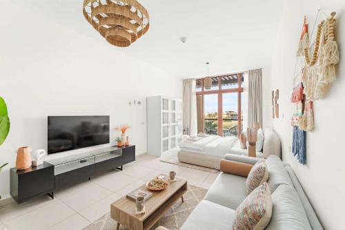 Silkhaus Vacation Homes Offshore Studio in Palm Views East Tower
